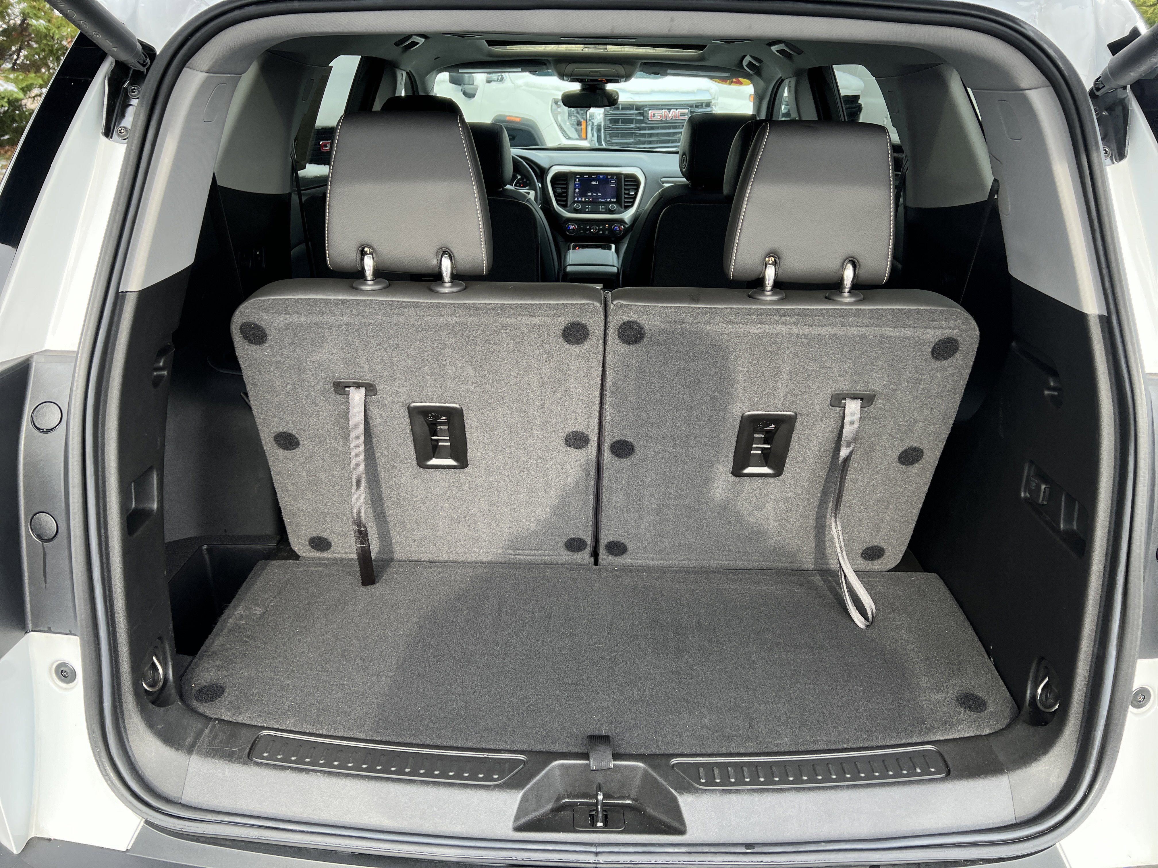 Certified 2023 GMC Acadia SLT w/ Elevation Edition image 33