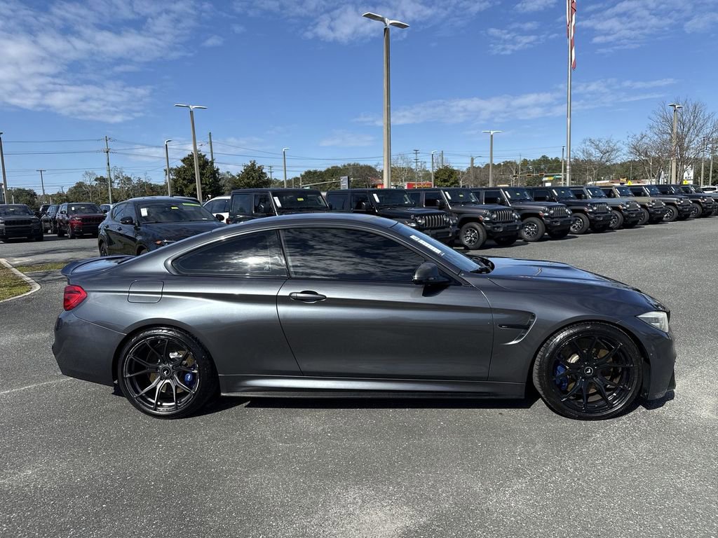 Used 2018 BMW M4 Coupe image 2