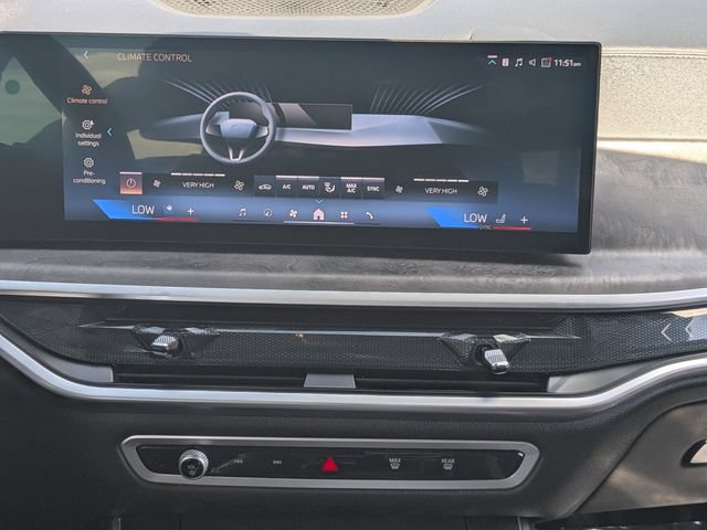 Used 2025 BMW X5 xDrive40i AWD/4WD image 19