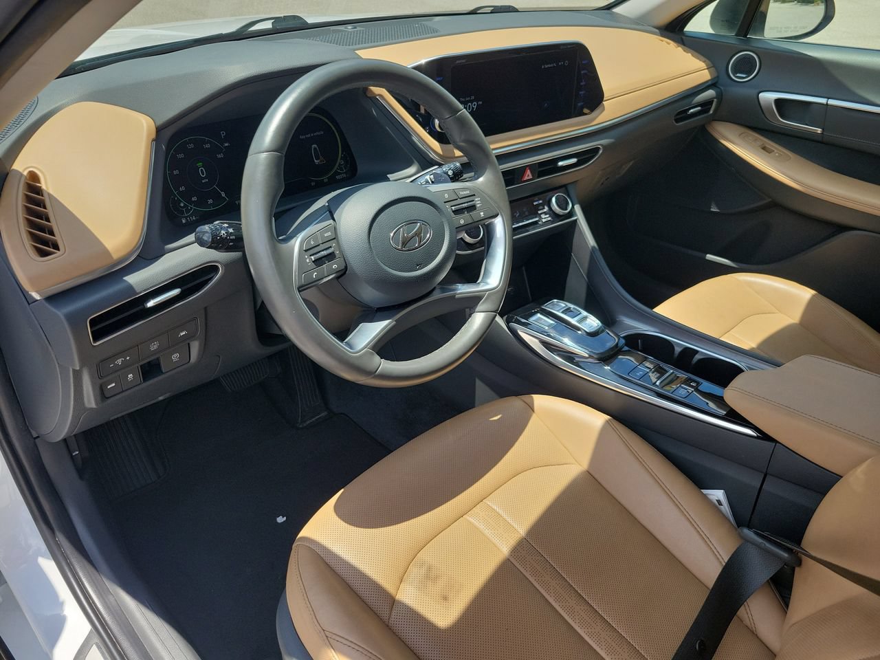 Used 2022 Hyundai Sonata Limited FWD image 15
