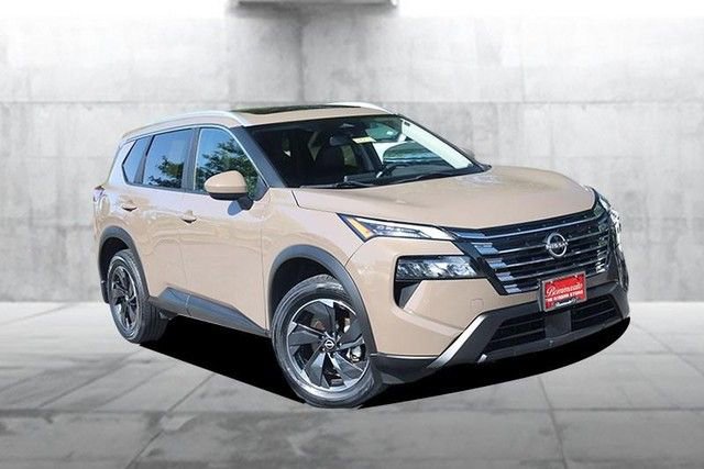 Certified 2024 Nissan Rogue SV w/ SV Premium Package AWD/4WD image 2