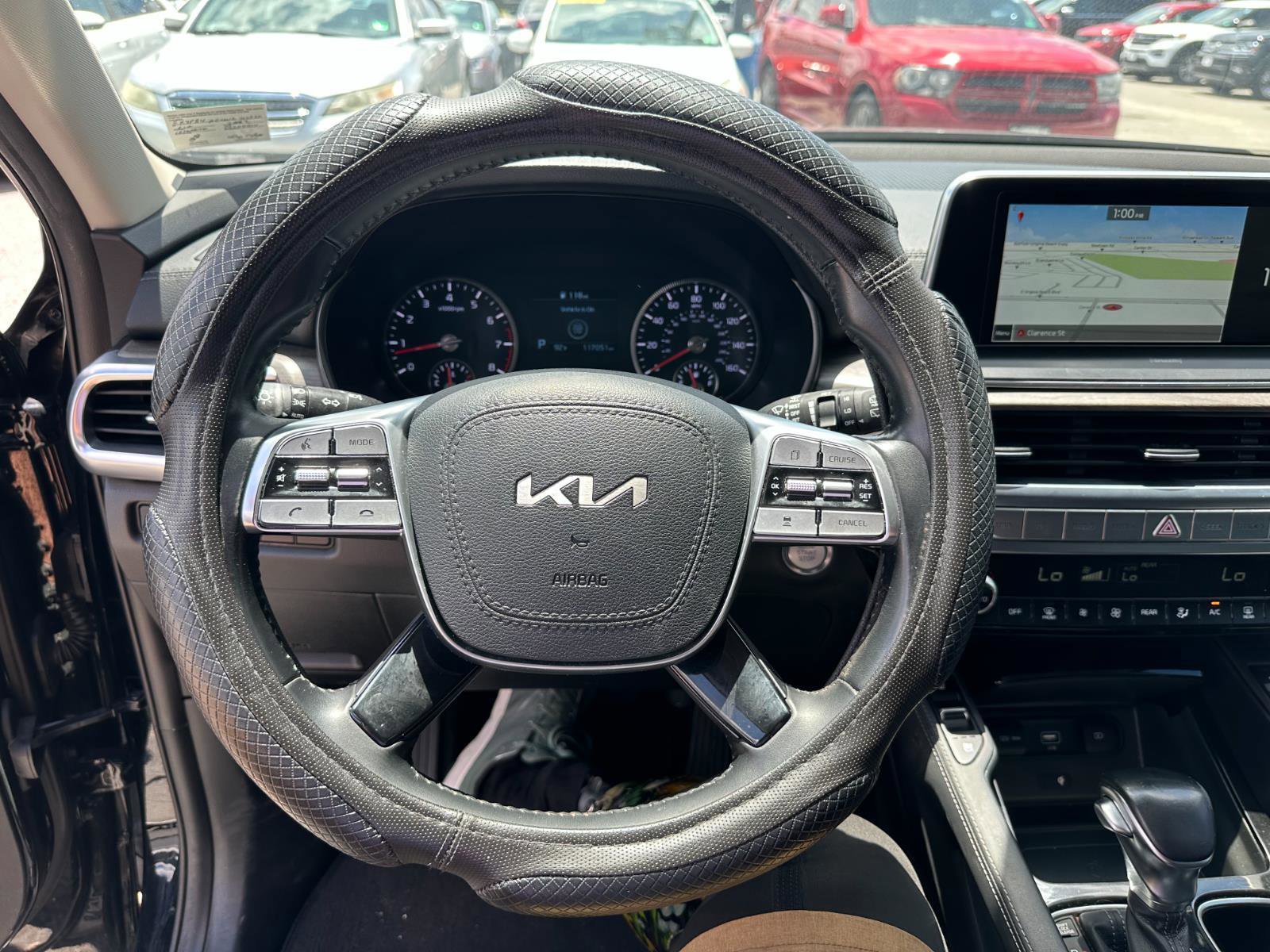 Used 2022 Kia Telluride EX w/ EX Premium Package image 18