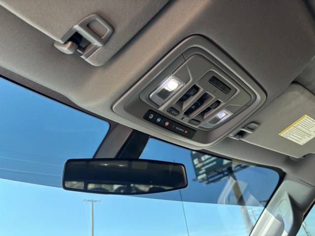 Used 2021 Chevrolet Silverado 1500 RST w/ Texas Edition Plus AWD/4WD image 22