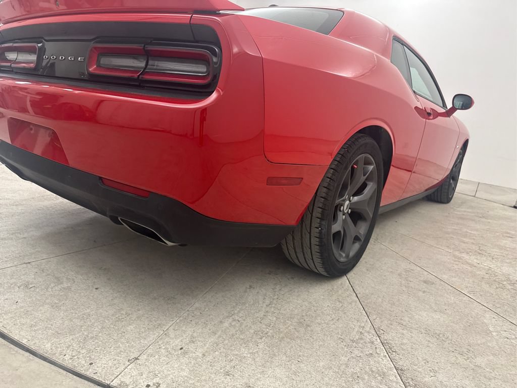 Used 2019 Dodge Challenger R/T RWD image 24