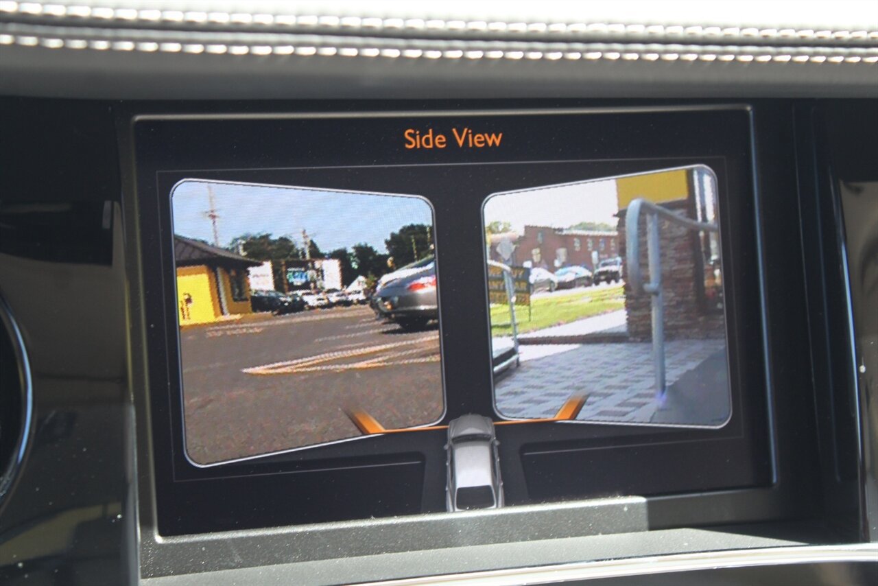 Used 2013 Bentley Mulsanne RWD image 13
