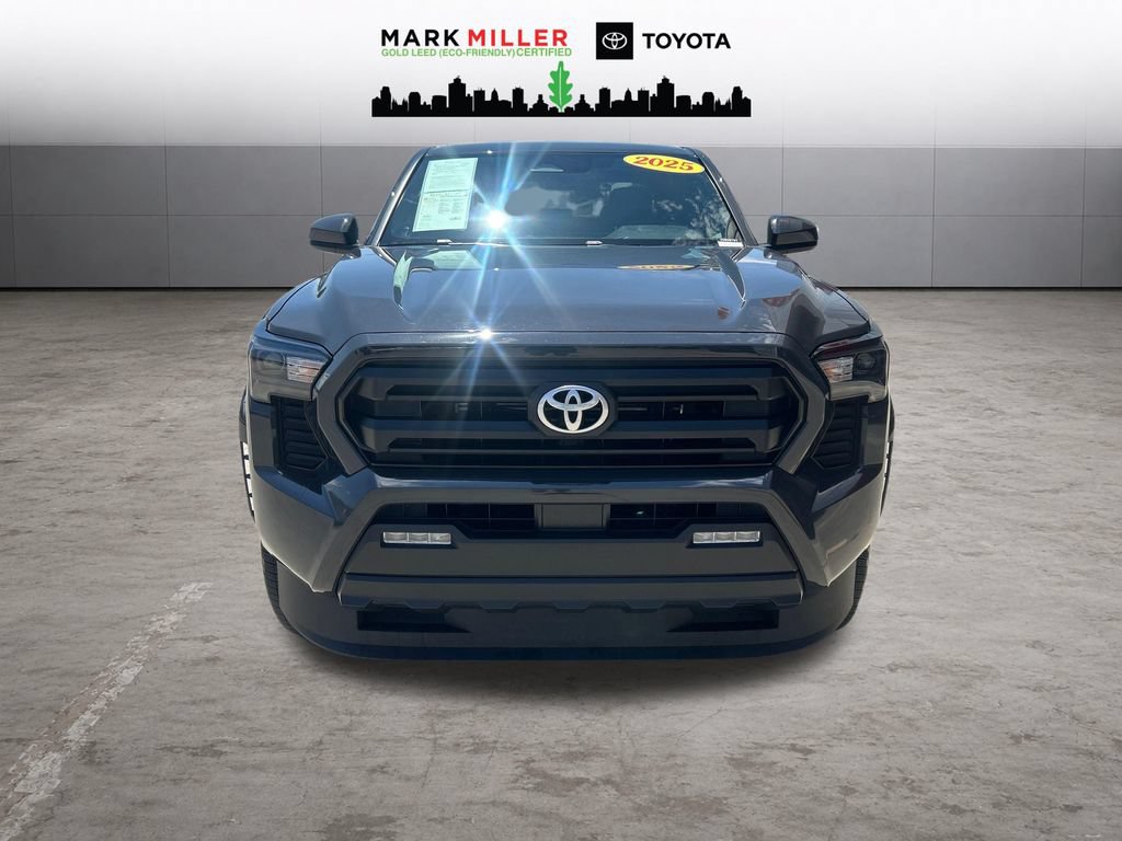 Certified 2025 Toyota Tacoma SR5 AWD/4WD image 8