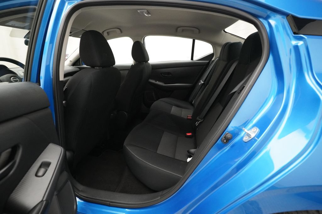 Used 2024 Nissan Sentra SV FWD image 15