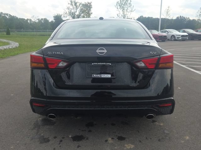 Used 2024 Nissan Altima 2.5 SV w/ SV Premium Package FWD image 9