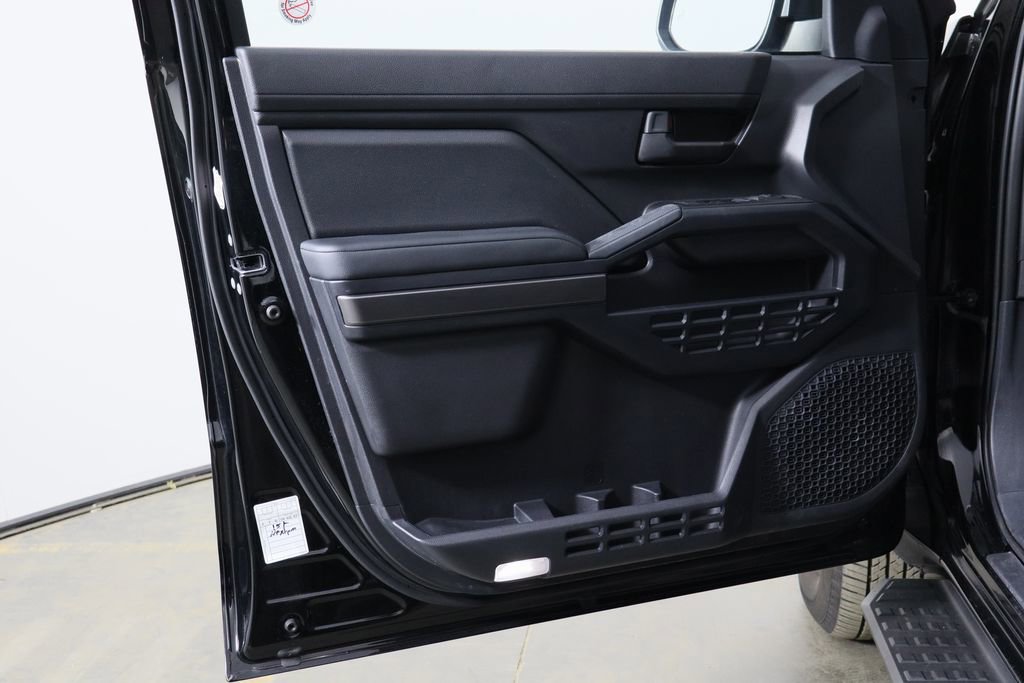 Used 2025 Toyota 4Runner SR5 image 19