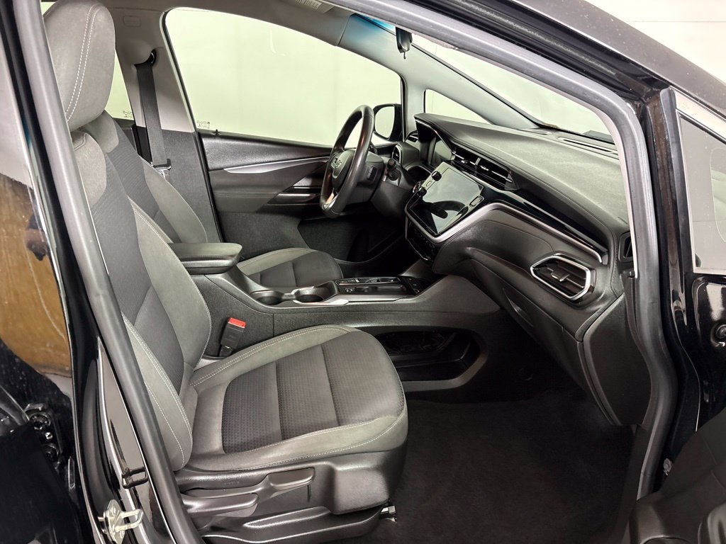 Used 2023 Chevrolet Bolt LT FWD image 15
