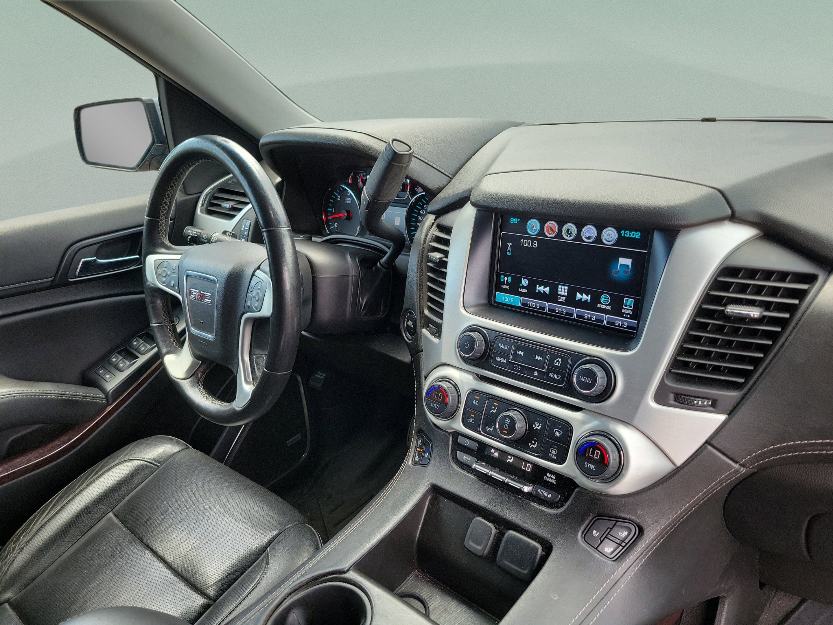 Used 2019 GMC Yukon XL SLT w/ Open Road Package RWD image 20