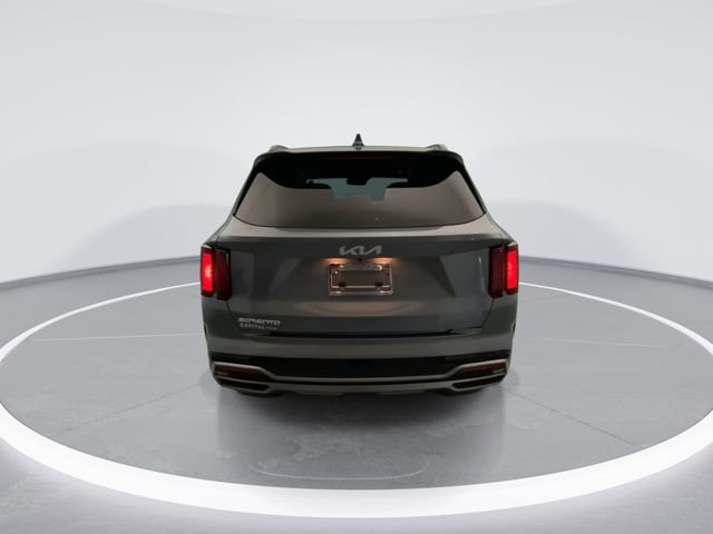 Used 2023 Kia Sorento S w/ Panoramic Sunroof Package FWD image 3