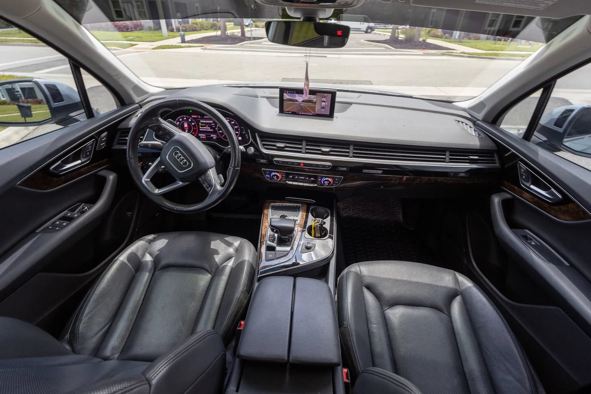 Used 2018 Audi Q7 3.0T Prestige w/ Prestige Package AWD/4WD image 13