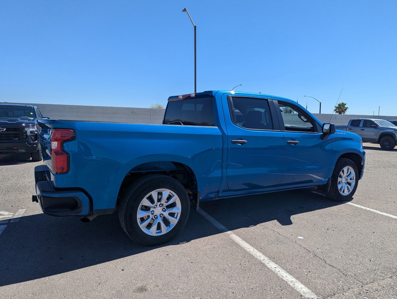 Used 2022 Chevrolet Silverado 1500 Custom image 4