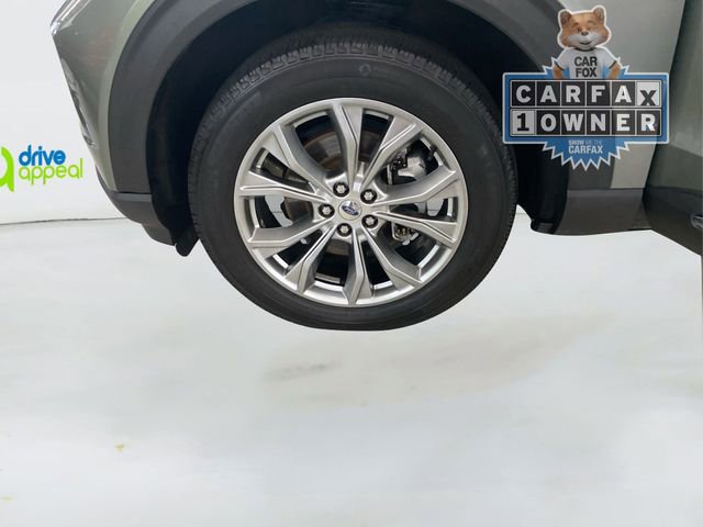 Used 2020 Ford Explorer XLT w/ Equipment Group 202A image 19