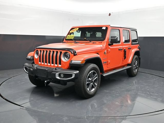 Used 2023 Jeep Wrangler Unlimited Sahara w/ LED Lighting Group AWD/4WD image 3