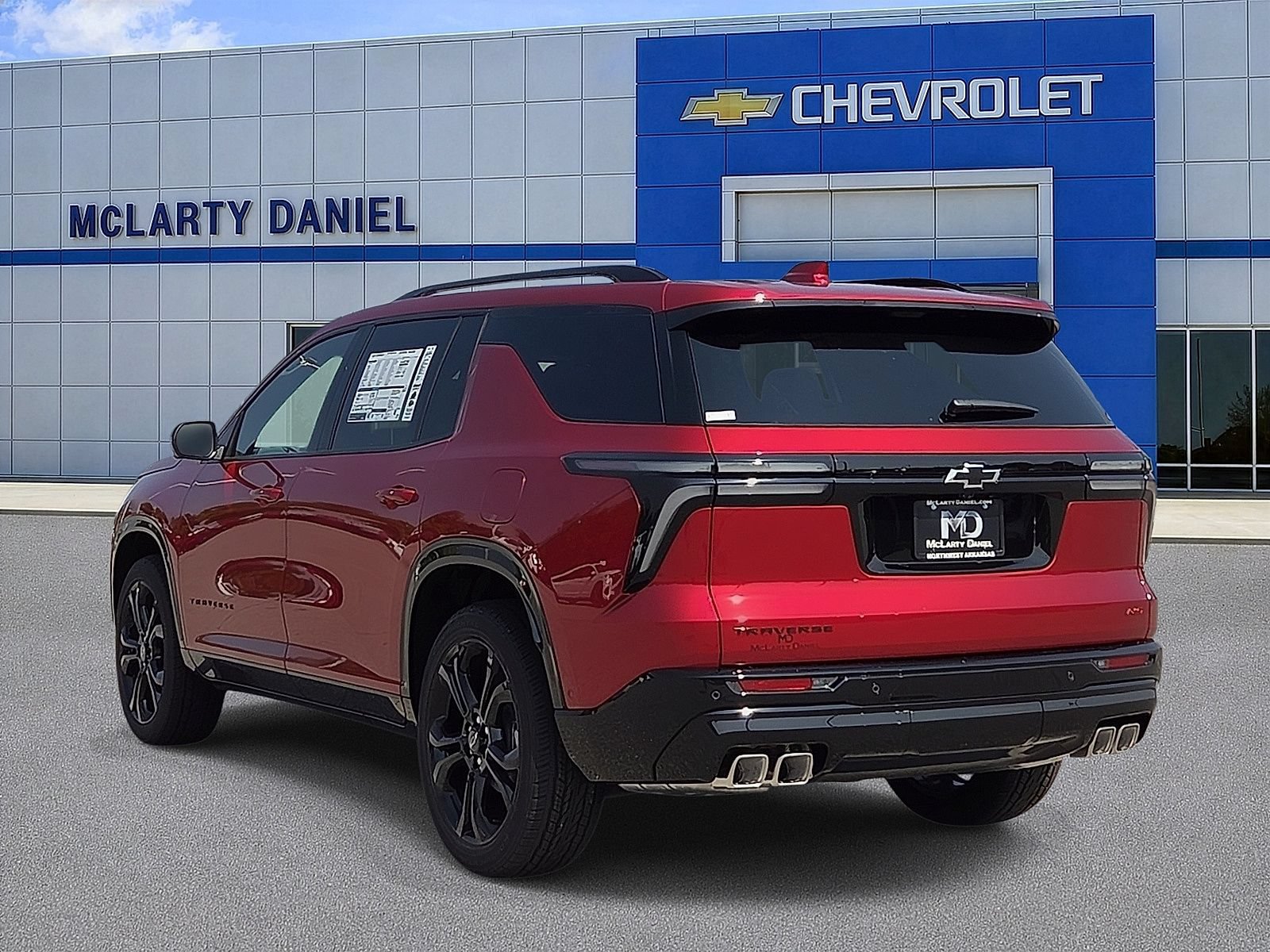 New 2027 Chevrolet Traverse RS FWD image 4