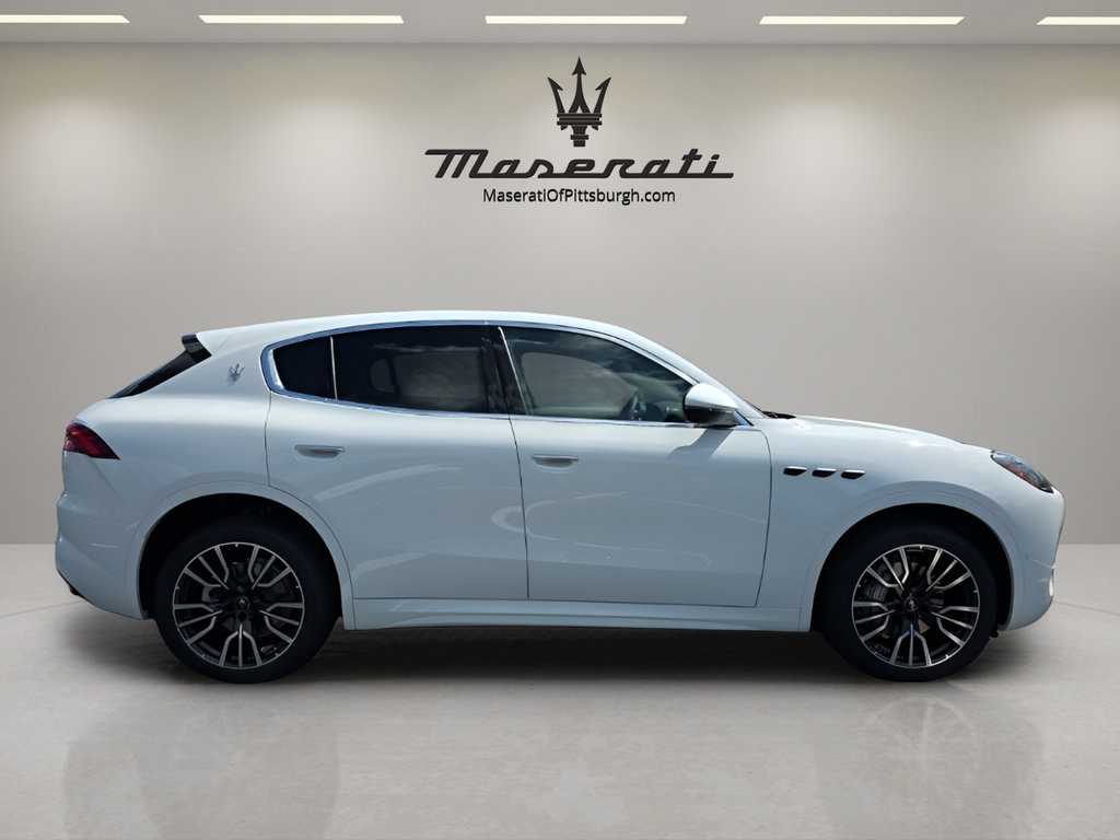 New 2025 Maserati Grecale Modena AWD/4WD image 4