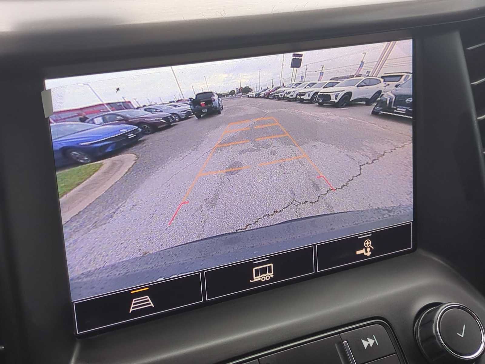 Used 2021 GMC Acadia AT4 w/ Trailering Package AWD/4WD image 15