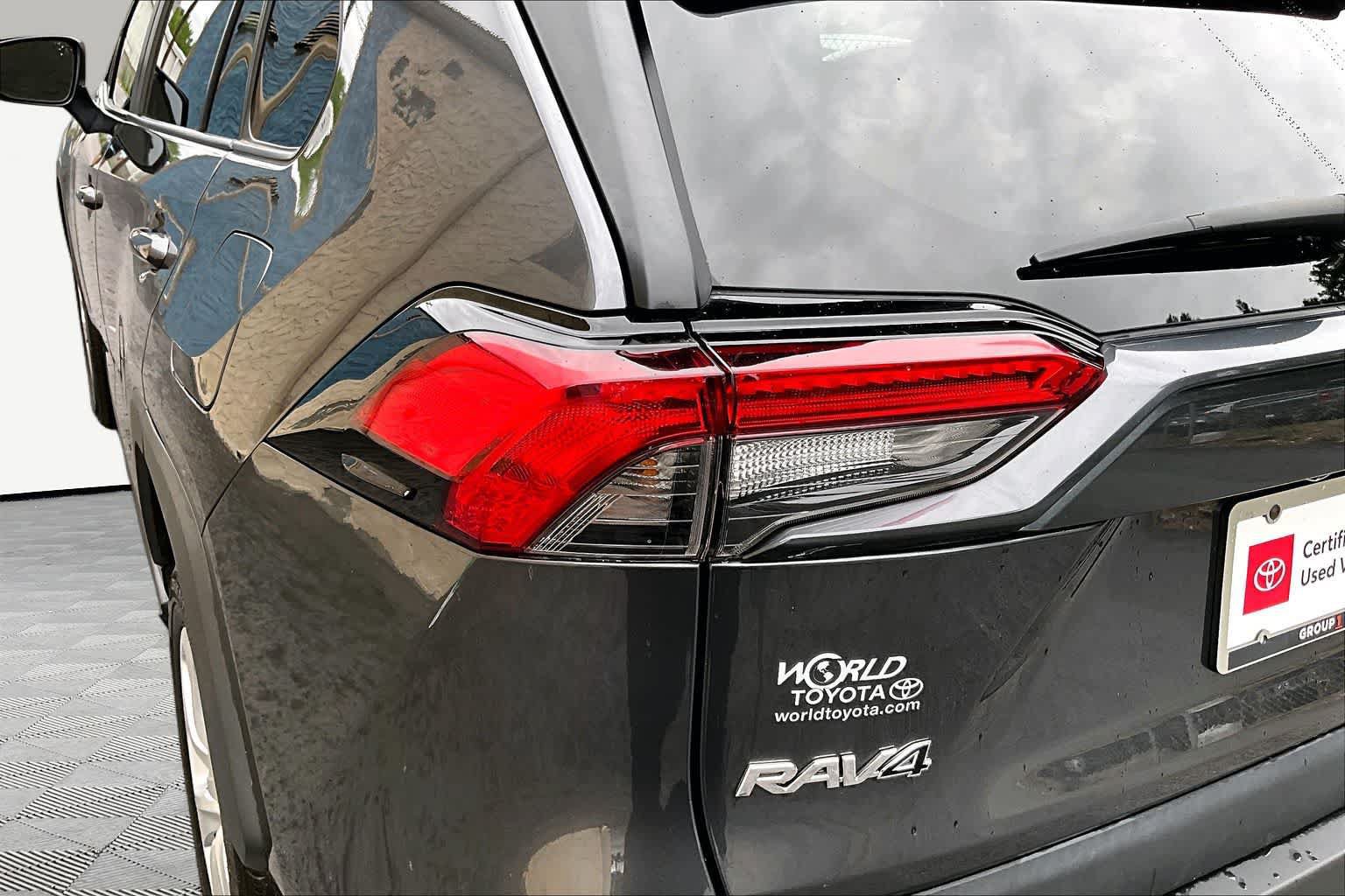 Certified 2023 Toyota RAV4 LE FWD image 29