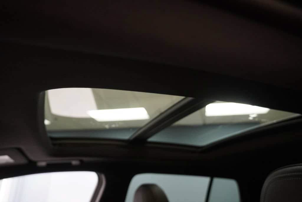 New 2025 Chevrolet Equinox EV RS w/ Active Safety Package 3 FWD image 4