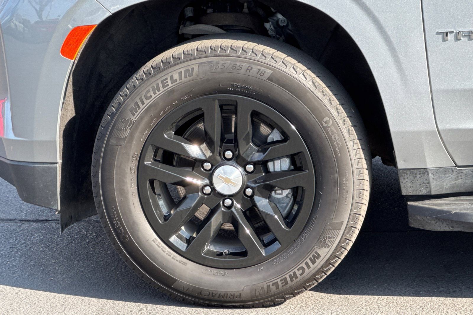 Used 2024 Chevrolet Tahoe LT image 33