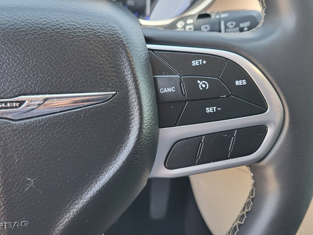 Used 2023 Chrysler Voyager LX FWD image 30