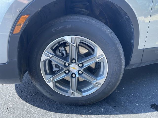 Used 2025 Chevrolet Blazer LT image 32