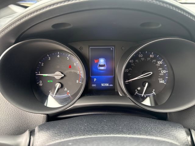 Used 2018 Toyota C-HR XLE FWD image 19