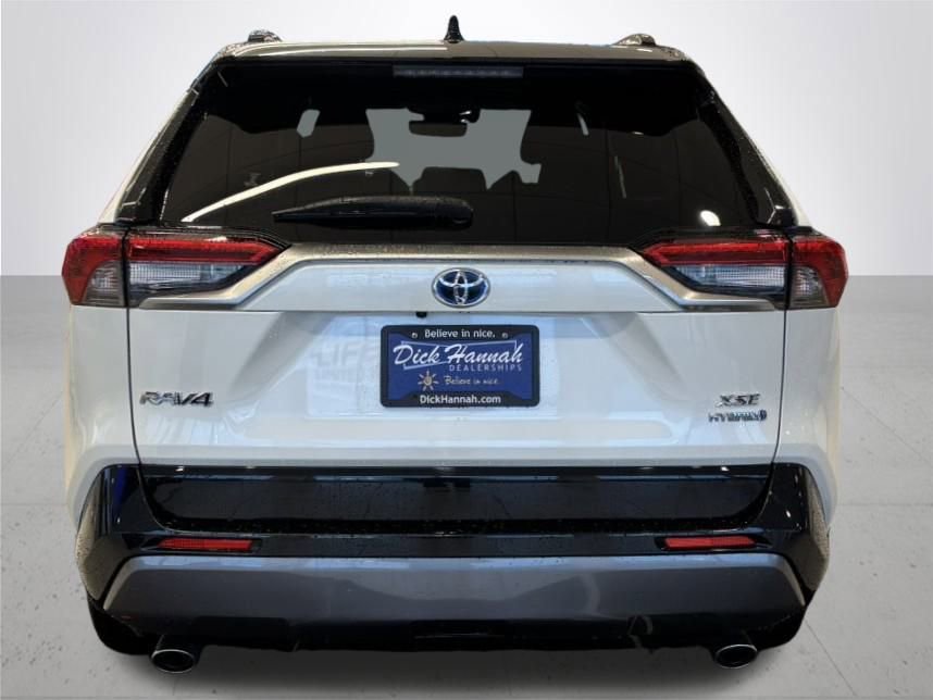 Used 2021 Toyota RAV4 XSE image 8