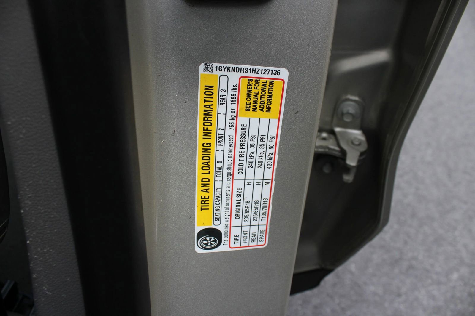 Used 2017 Cadillac XT5 Luxury w/ Driver Awareness Package AWD/4WD image 34