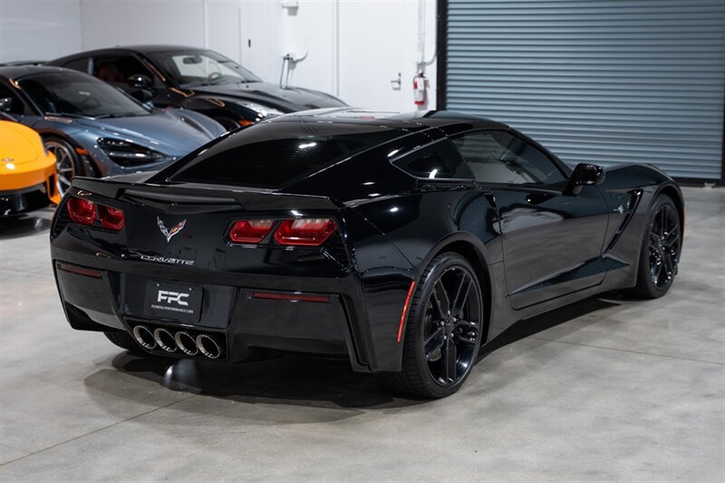 Used 2017 Chevrolet Corvette Stingray Coupe w/ Z51 1LT w/ Battery Protection Package RWD image 6