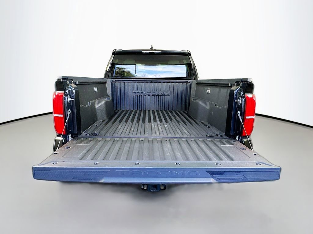 Certified 2025 Toyota Tacoma SR5 image 25