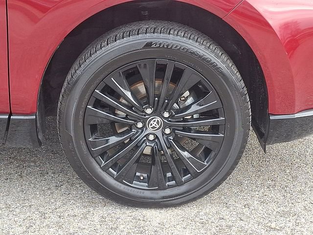 Used 2024 Toyota Venza Nightshade image 8