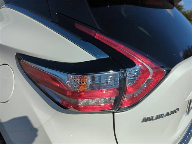 Certified 2018 Nissan Murano Platinum w/ Cargo Package image 13