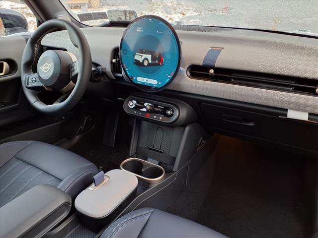 Certified 2025 MINI Cooper 2-Door Hardtop image 6