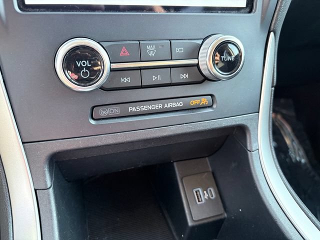 Used 2023 Ford Edge SE w/ Black Appearance Package AWD/4WD image 16