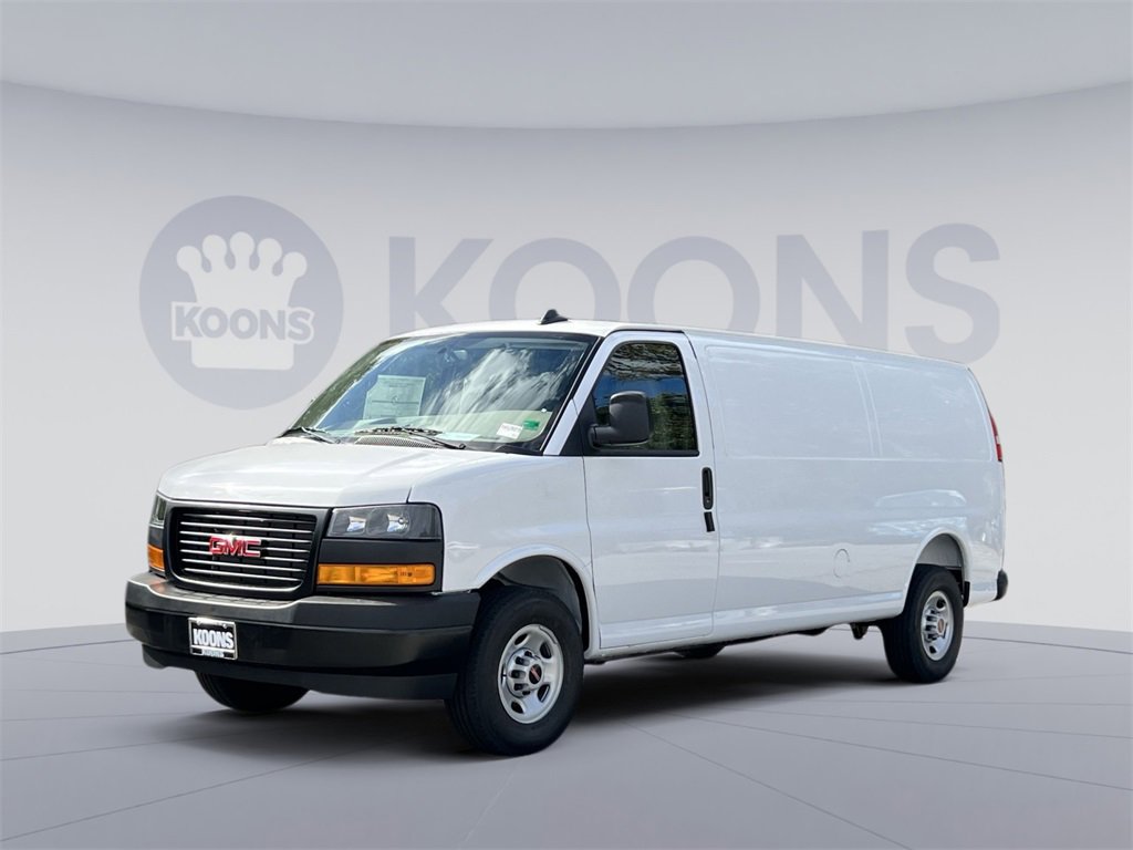 New 2025 GMC Savana 3500 Extended