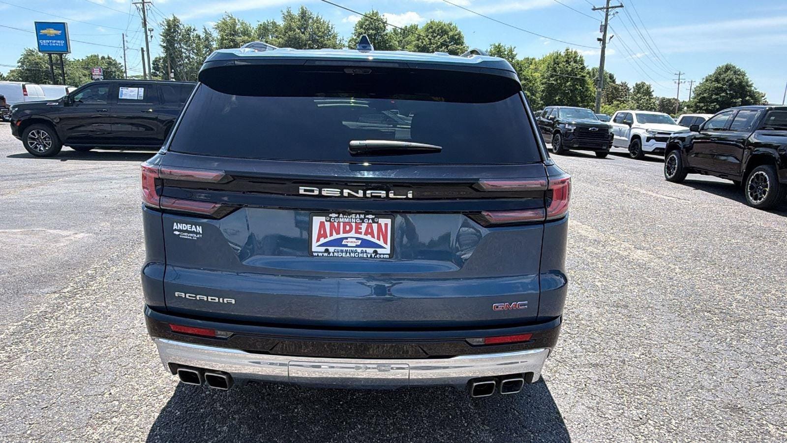Used 2024 GMC Acadia Denali w/ Super Cruise Package FWD image 6
