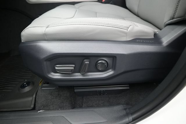 New 2026 Toyota Tundra Limited AWD/4WD image 10