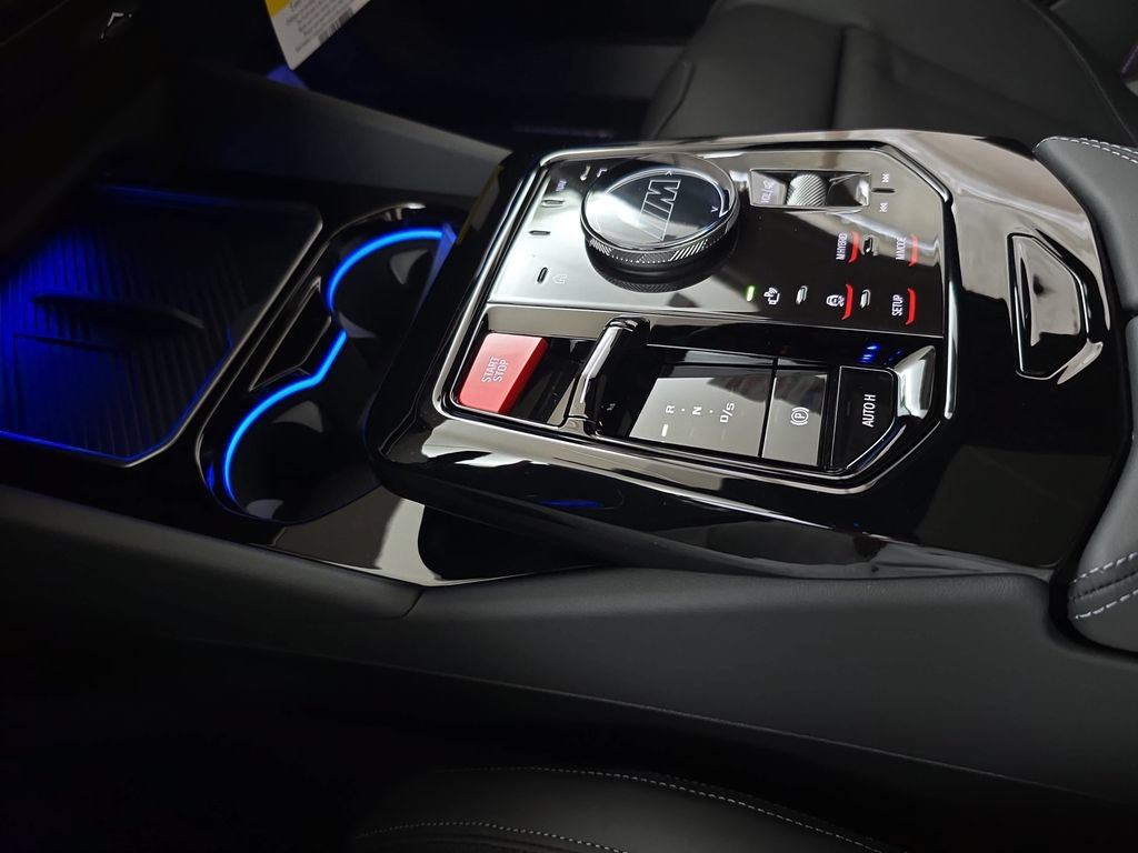 New 2027 BMW M5 Touring AWD/4WD image 22