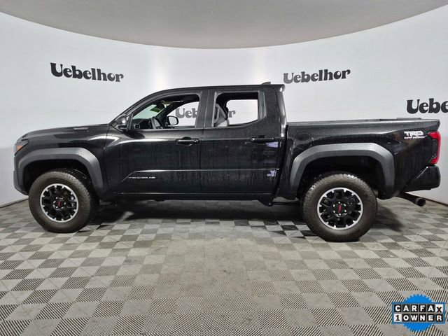 Certified 2025 Toyota Tacoma TRD Off-Road image 4