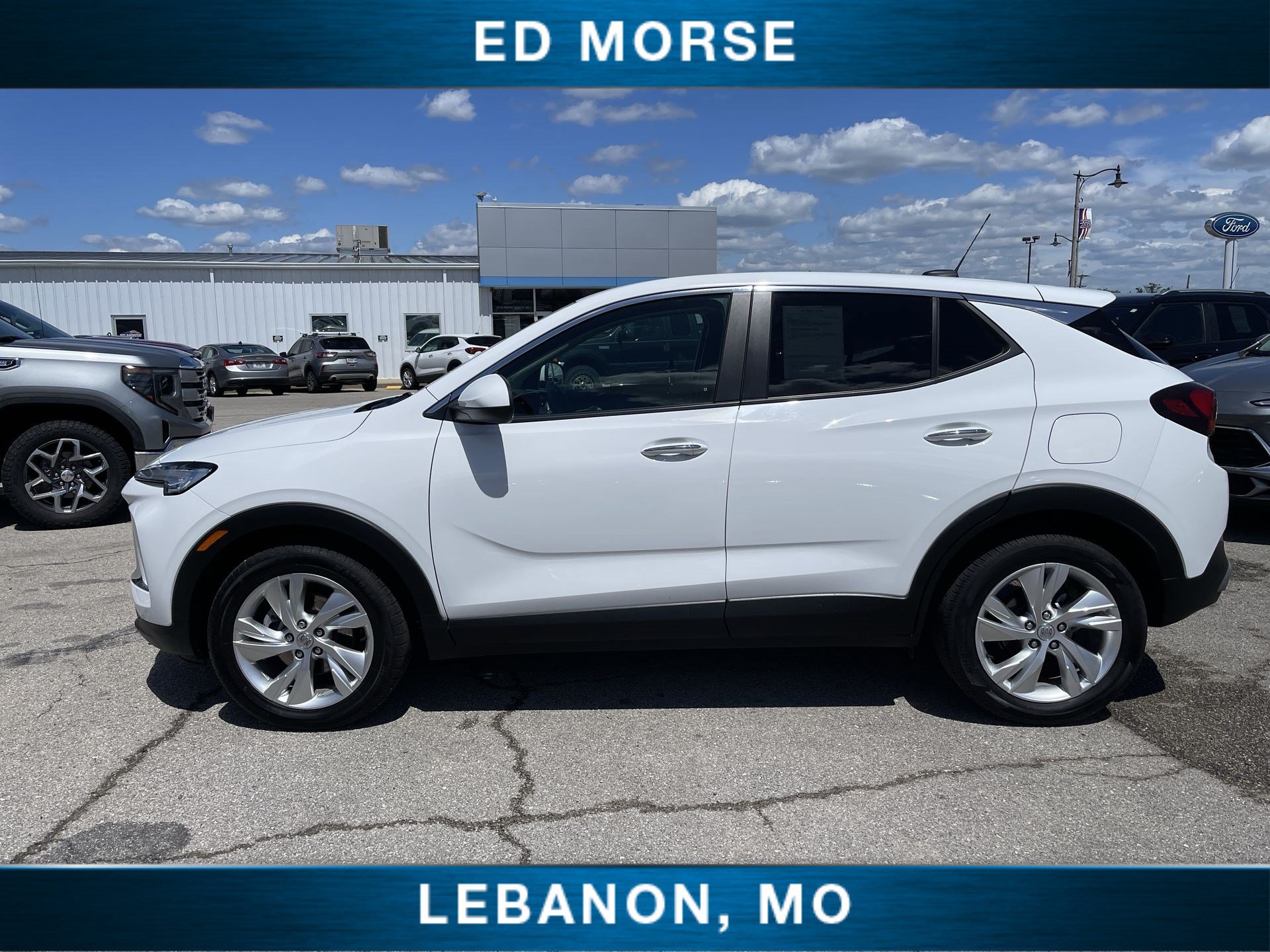 Certified 2025 Buick Encore GX Preferred AWD/4WD image 10