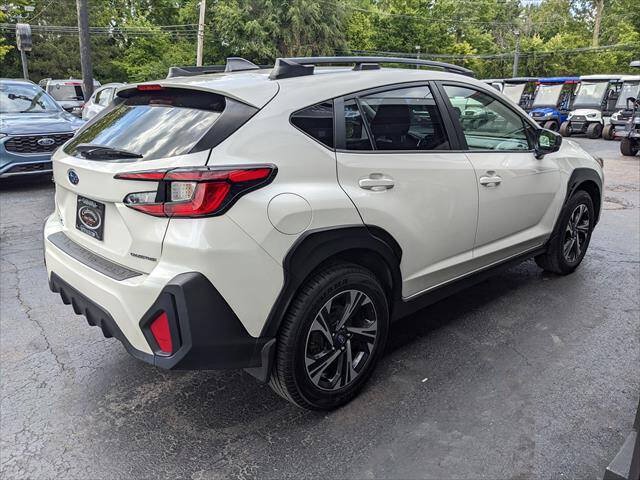 Used 2024 Subaru Crosstrek 2.0i Premium AWD/4WD image 5
