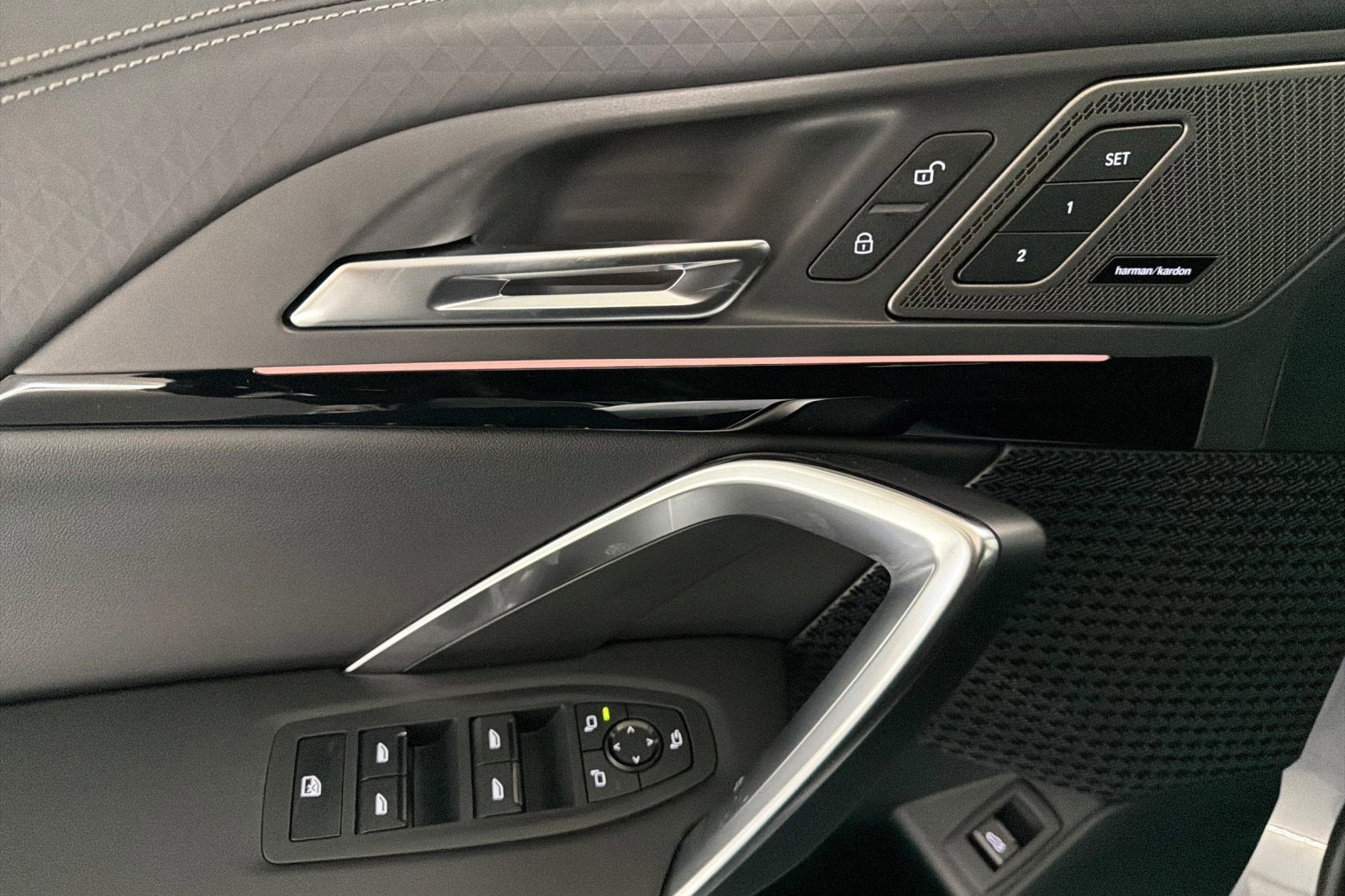 New 2026 BMW X2 xDrive28i w/ Technology Package image 14