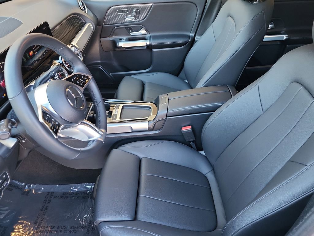 Certified 2025 Mercedes-Benz GLB 250 4MATIC image 12