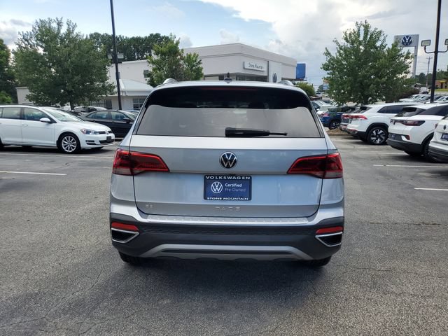 Certified 2023 Volkswagen Taos SE w/ Panoramic Sunroof Package FWD image 5