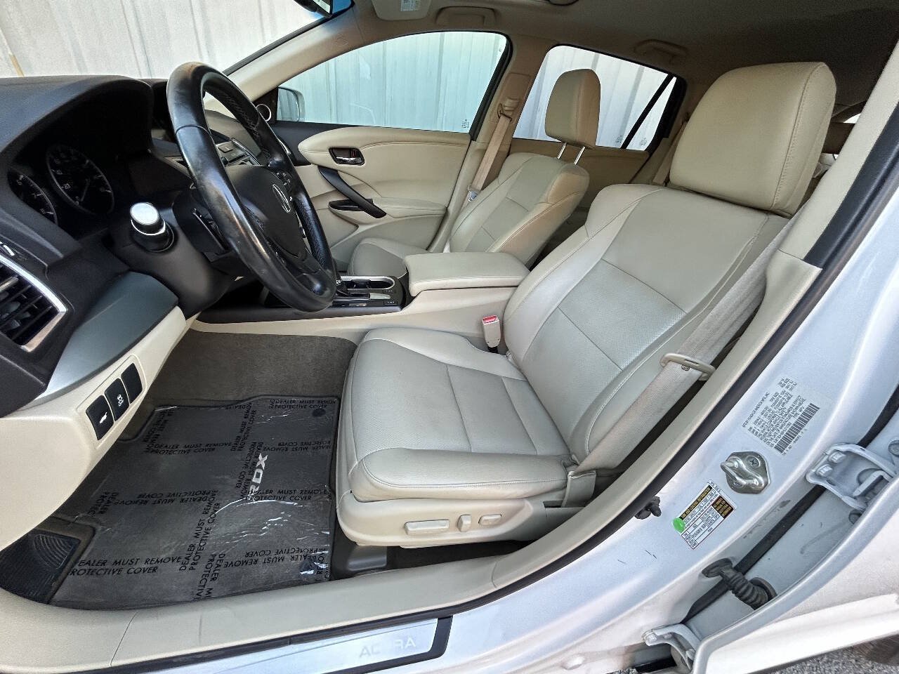 Used 2017 Acura RDX w/ Technology Package FWD image 4