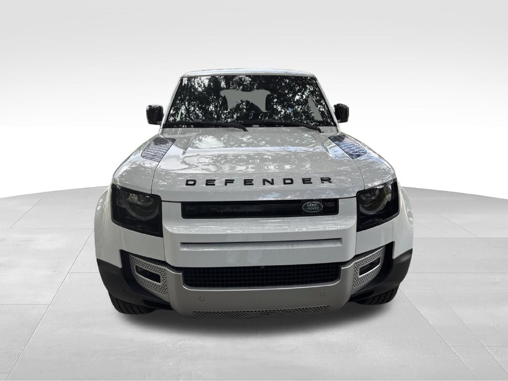 Used 2025 Land Rover Defender 110 S AWD/4WD image 8