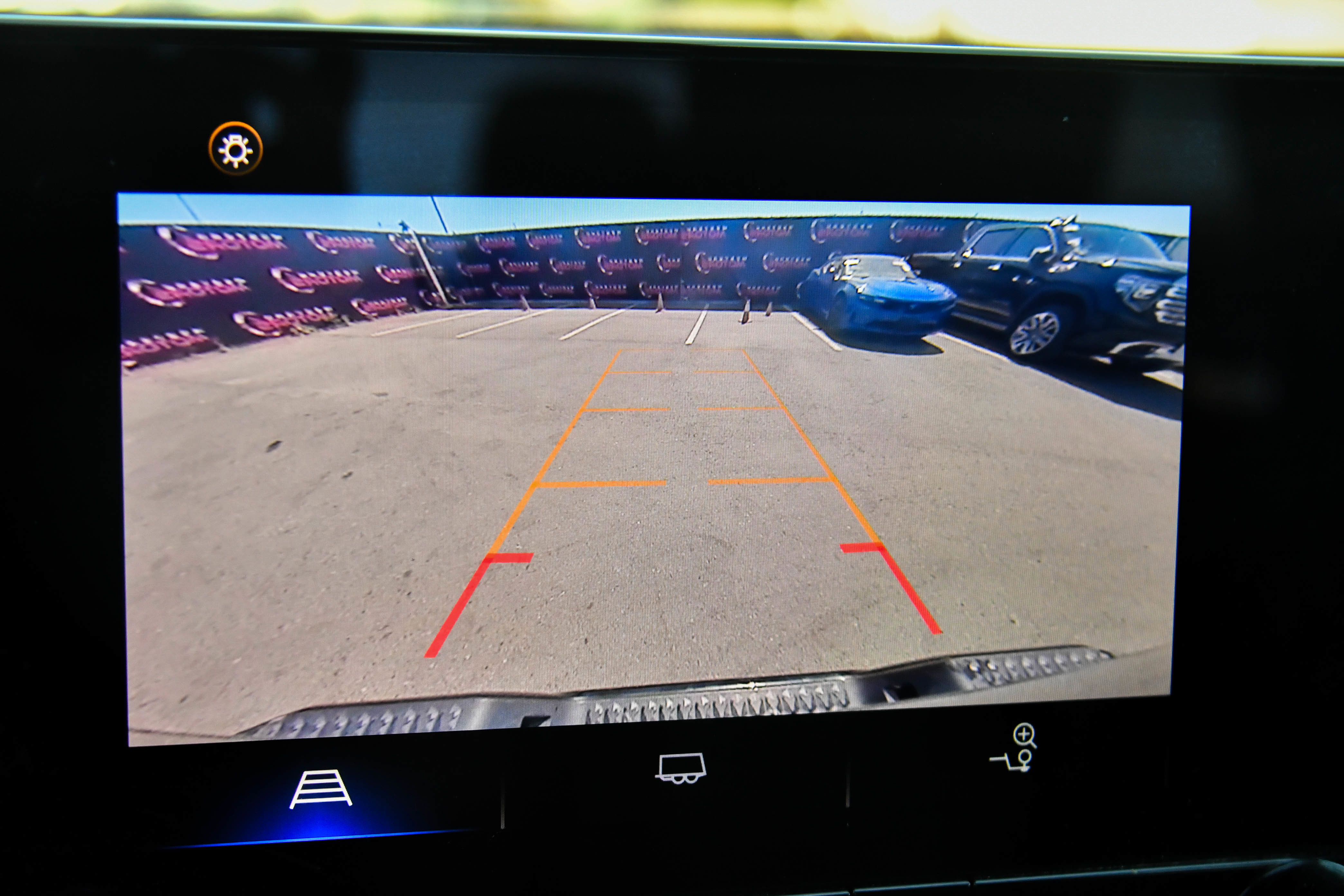 Used 2023 Chevrolet Colorado W/T image 17